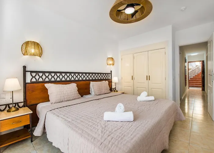 アパート Santa Maria 2 Bedrooms *